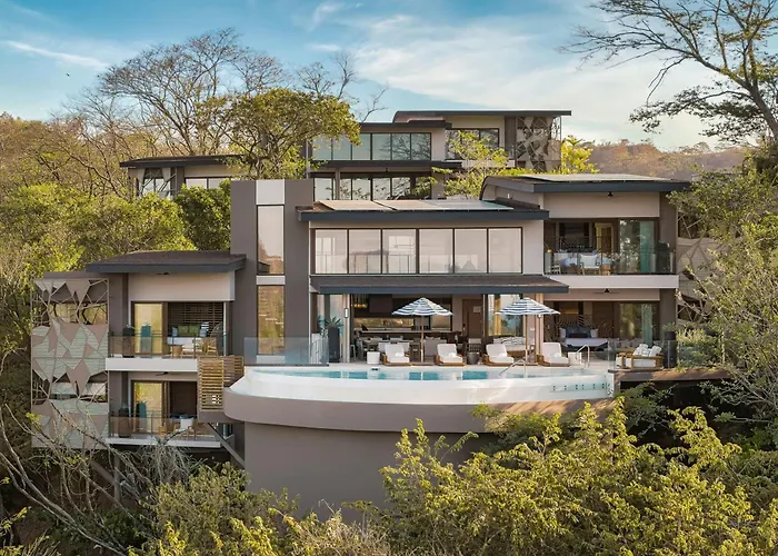 W Costa Rica –